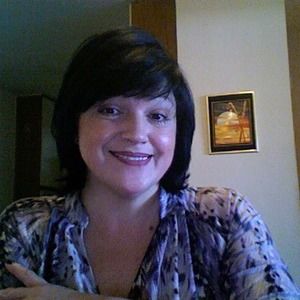 Meet your Posher, Larisa